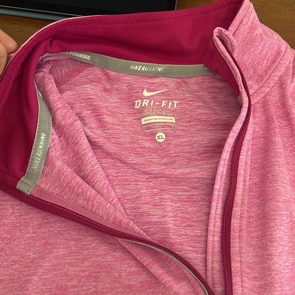 Nike Women’s Dri-Fit Zip Up Size XL - Picture 5 of 5